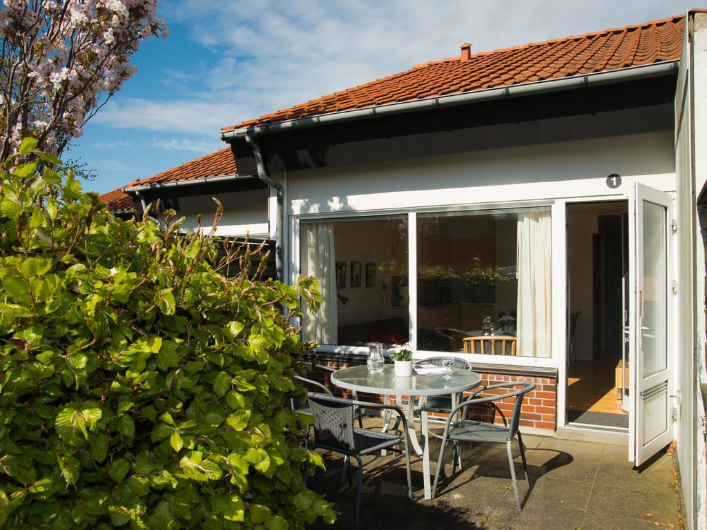 Den Gamle Gaard Apartments Nysted Номер фото